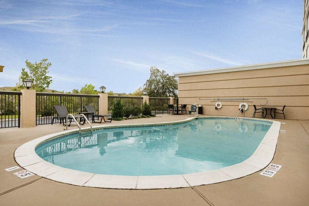 Holiday Inn Savannah South - I-95 Gateway By Ihg Georgetown Extérieur photo